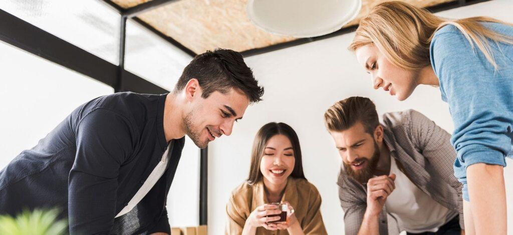 team looking for Furnished Apartments for Construction Workers in Canada