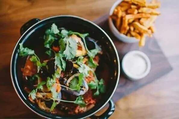 Restaurants in Vancouver near furnished apartments