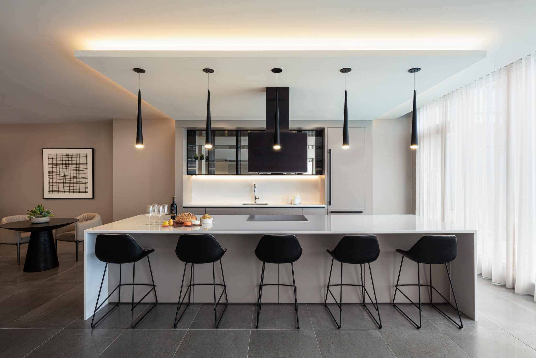 Summer Getaways: Best Luxury Apartments in Canada