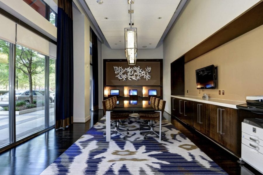 Top Spots for a Breakfast Meeting in Montreal
