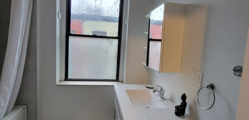 Corporate Stays |Drolet 4072 1 BR w/Ensuite Laundry
