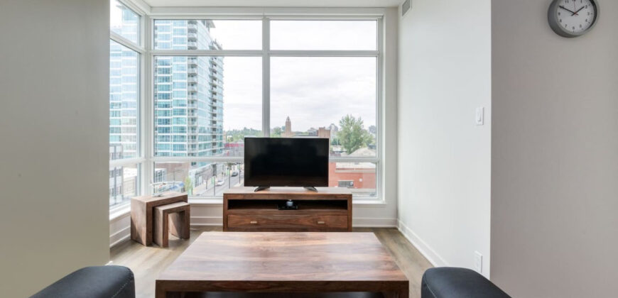 Corporate Stays |Underwood 1 Bedroom + Den