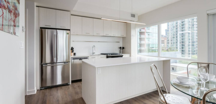Corporate Stays |Underwood 1 Bedroom + Den