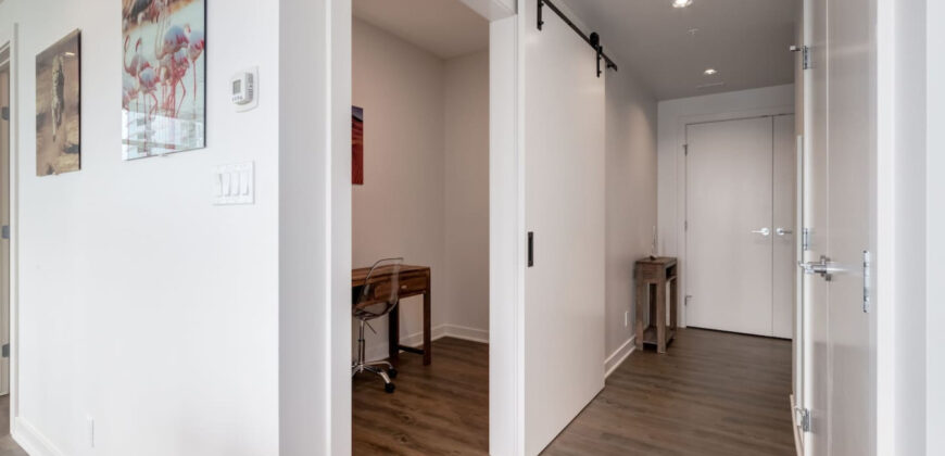 Corporate Stays |Underwood 1 Bedroom + Den