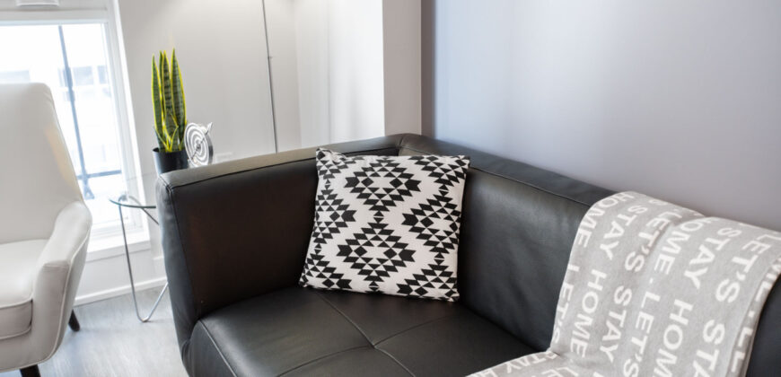 Corporate Stays | The Lennox 1 Bedroom + Den