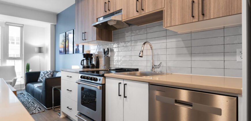 Corporate Stays | The Lennox 1 Bedroom + Den
