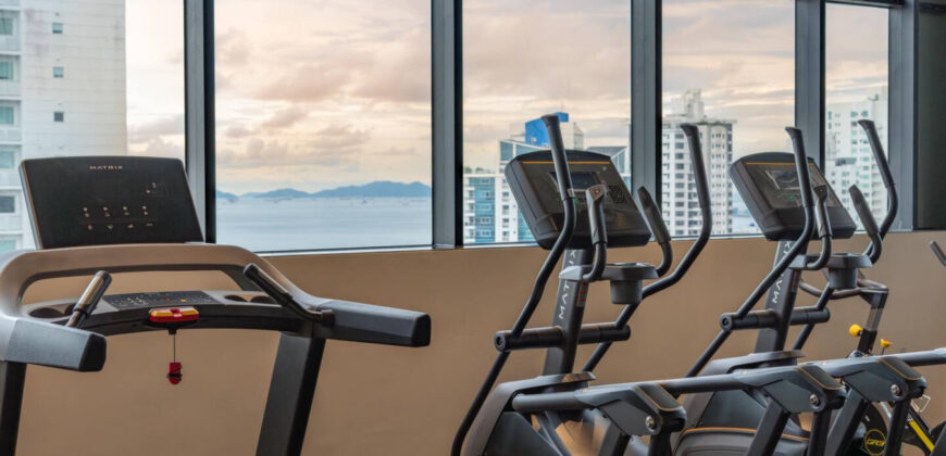 Serviced Studio with City & Ocean View in Panama