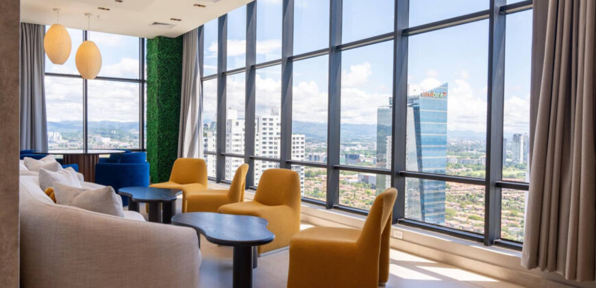 Serviced Studio with City & Ocean View in Panama