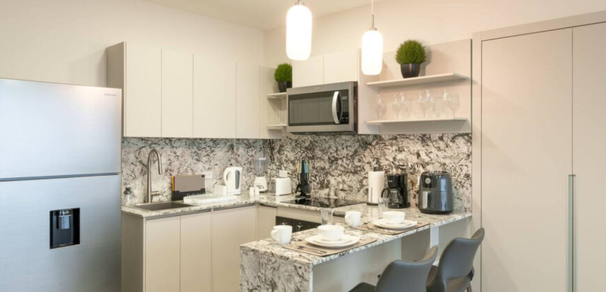 Serviced Studio with City & Ocean View in Panama