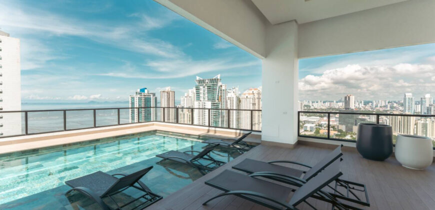 Serviced Studio with City & Ocean View in Panama