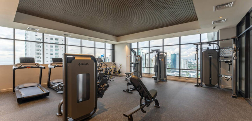 Spacious 2-Bedroom w/ City Views in Costa del Este