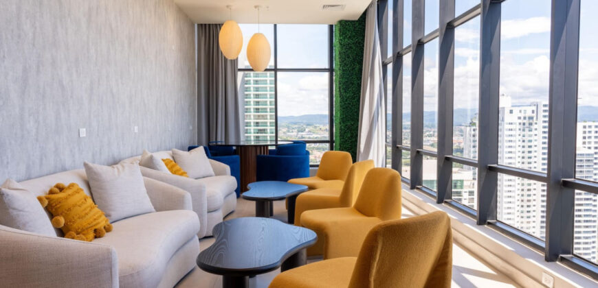 Short-Term Studio with Park Views in Panama City