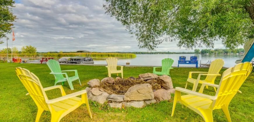 Lakeside Living