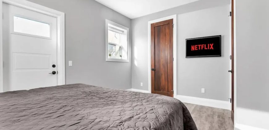 Triplex in Shelburne