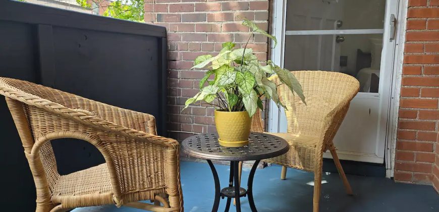 Midtown Toronto Apartment