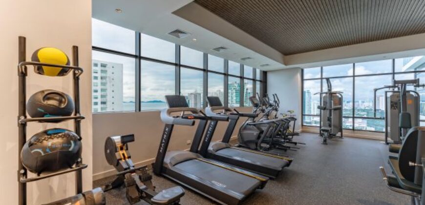 High-End Loft with Scenic City Views on Panama City Center