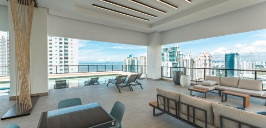 High-End Loft with Scenic City Views on Panama City Center