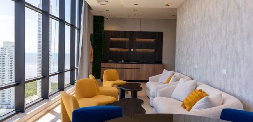 High-End Loft with Scenic City Views on Panama City Center