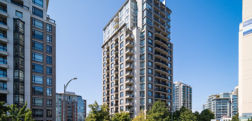Astoria Elegance