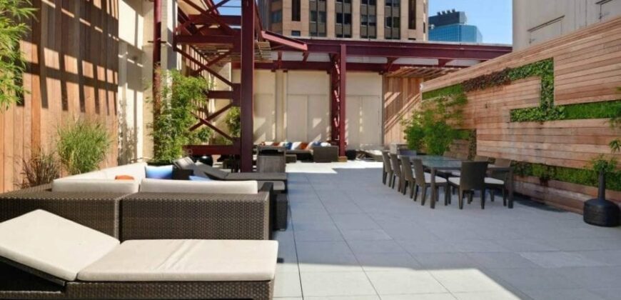 10 Hanover Square