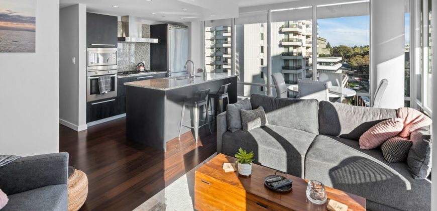 Falls Parliament Suite