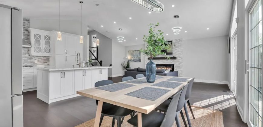 High-Ceiling Home & Relaxing Patio in Waterloo