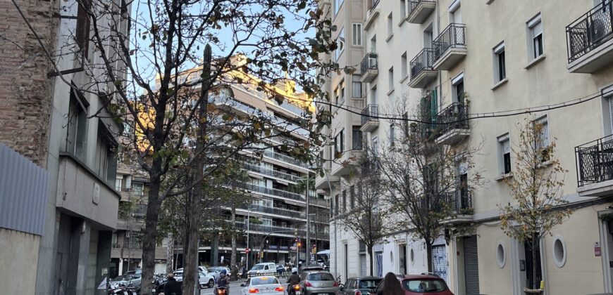 Sant Gervasi – Spacious 3-Bedroom Flat, Barcelona