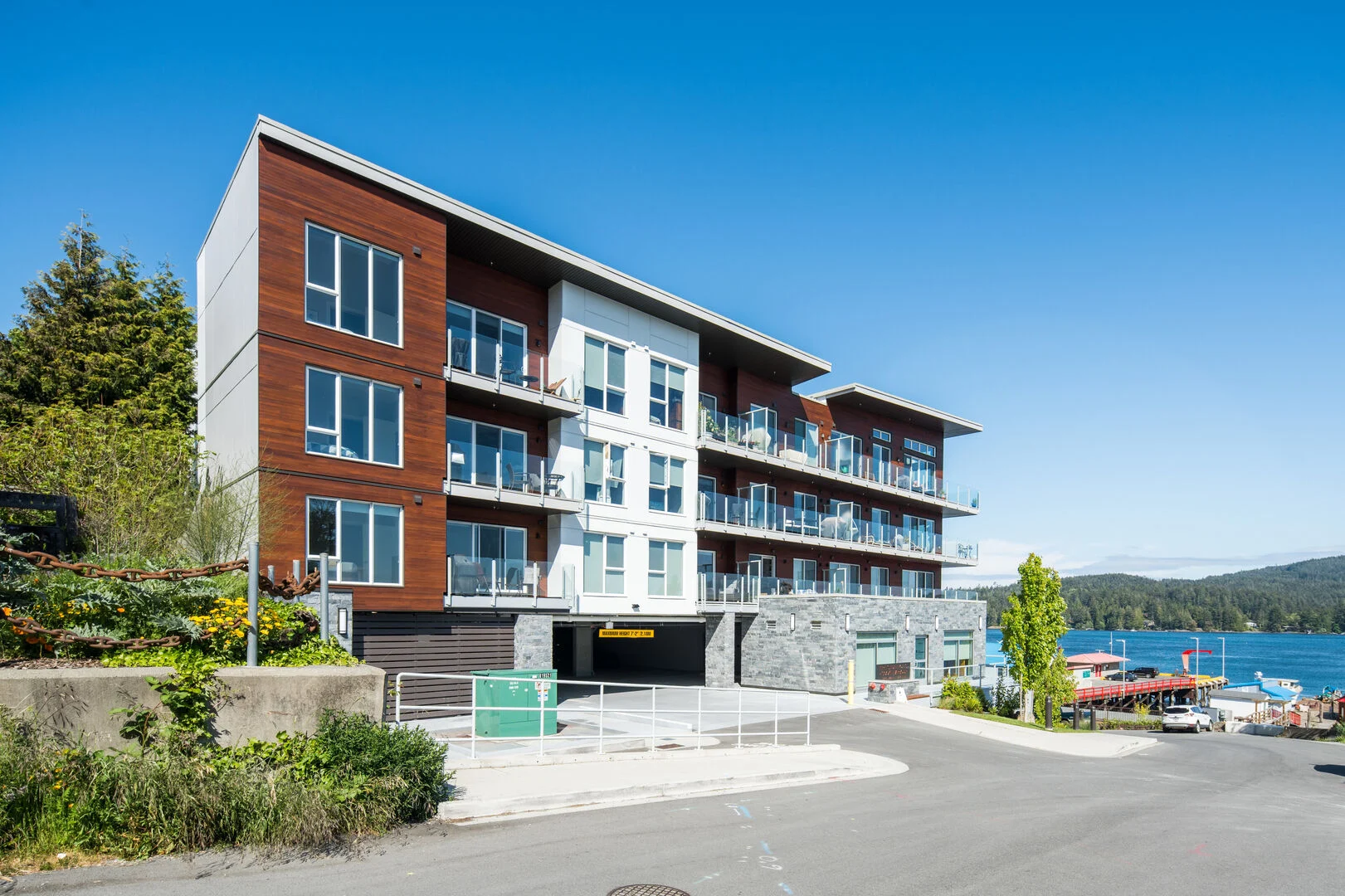 Maple Residence 305