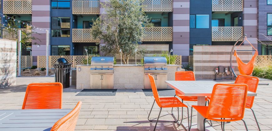 Mylo Apartments