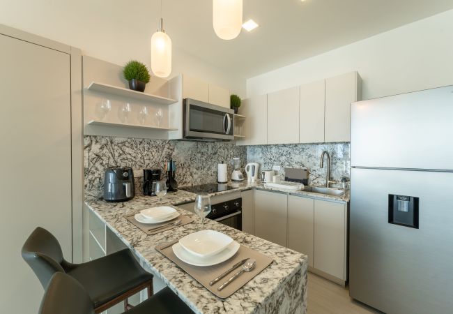 Studio for rent in Costa del Este Panama by Corporate Stays - Living room view