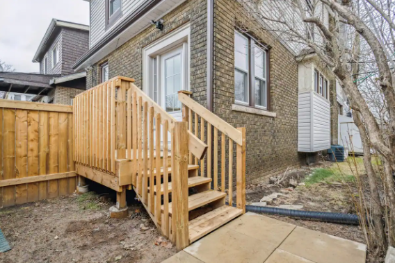 Spacious 2-Bedroom Apartment in Prime Hamilton
