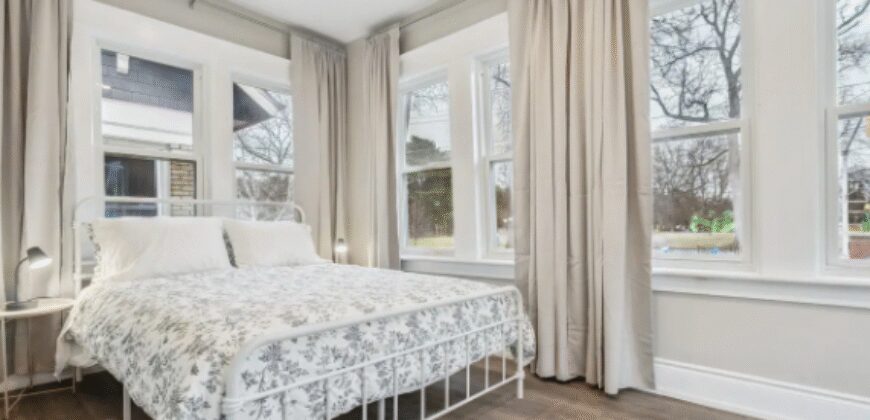 Spacious 2-Bedroom Apartment in Prime Hamilton